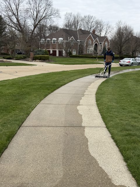 Pressure Wash in Westlake