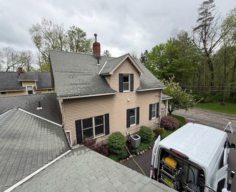 House SoftWash in CHAGRIN FALLS